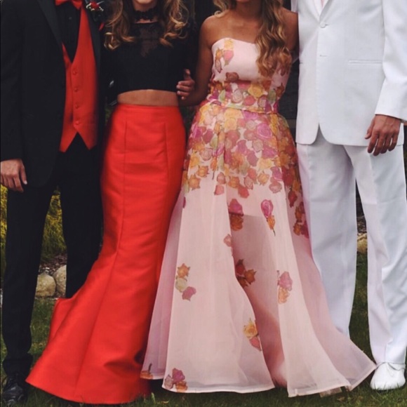 pink flowery sherri hill prom dress - Picture 3 of 8